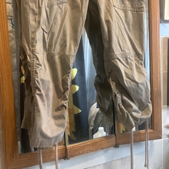 Rave stretch capris - Picture 3 of 9